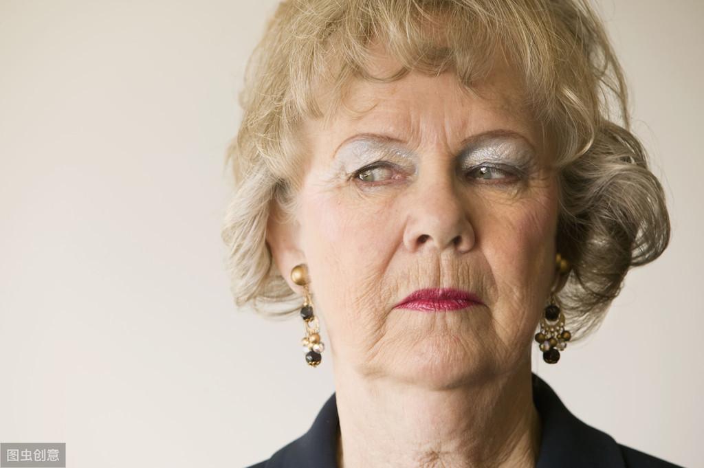 叶辰萧初然最新章节,叶辰萧初然最新章节,命运的交织与情感的升华