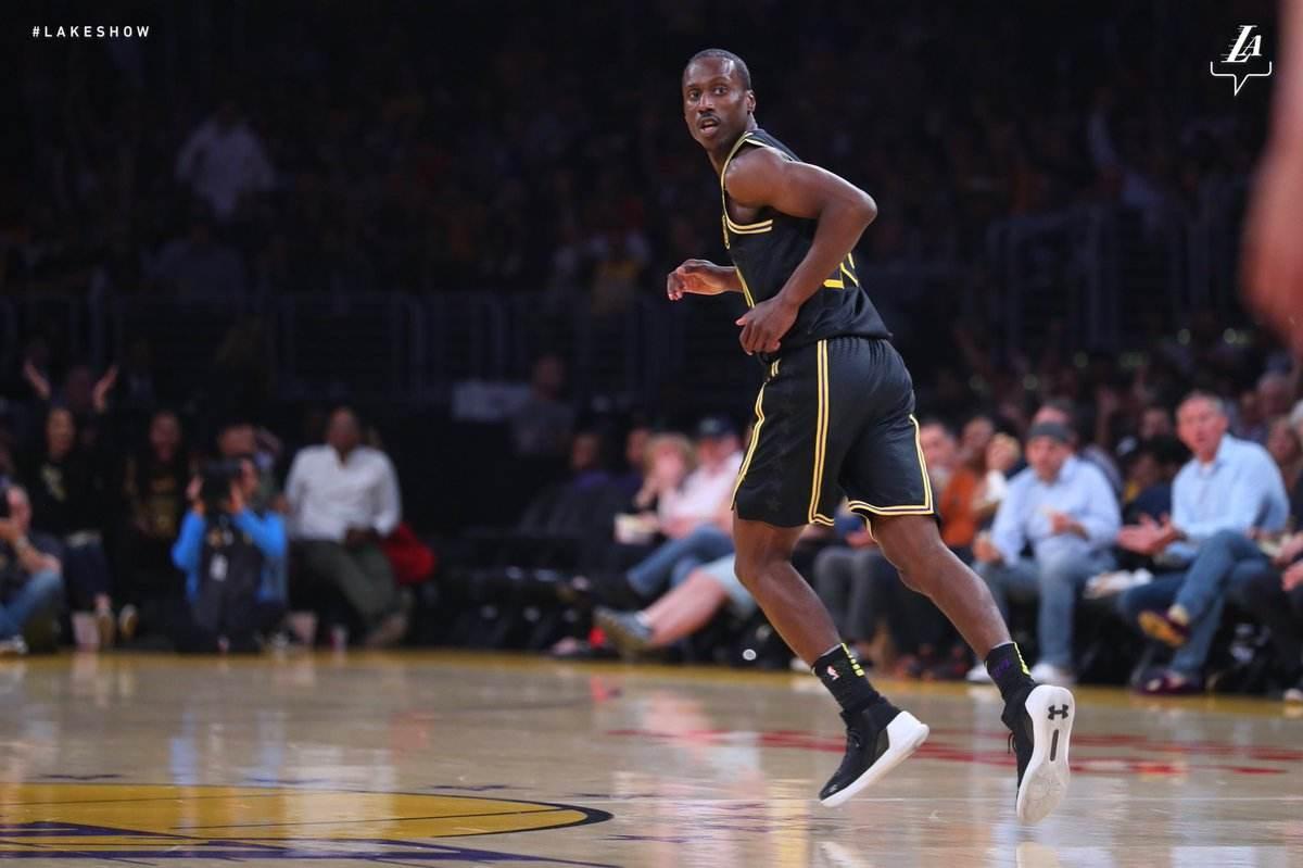 困兽犹斗 第7页