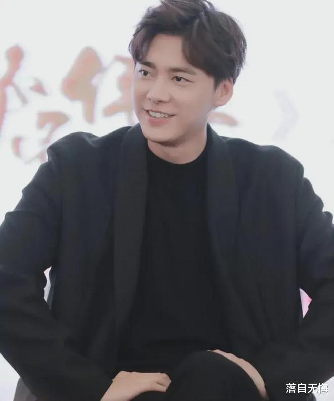 李易峰最新消息,李易峰最新消息，事业新高峰，多元发展展现无限魅力