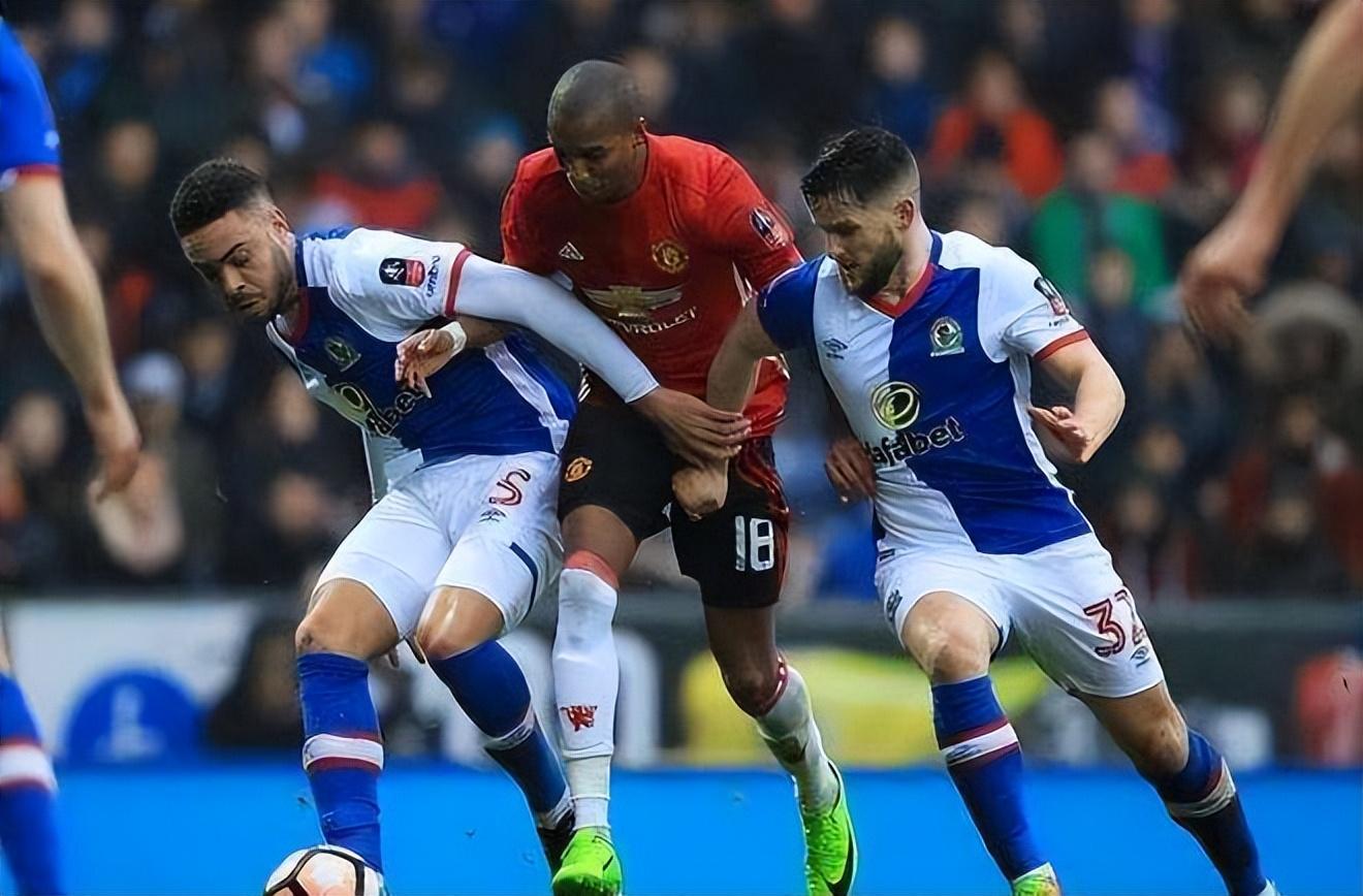 英冠最新比分及积分榜,英冠赛场风云再起，最新比分及积分榜一览