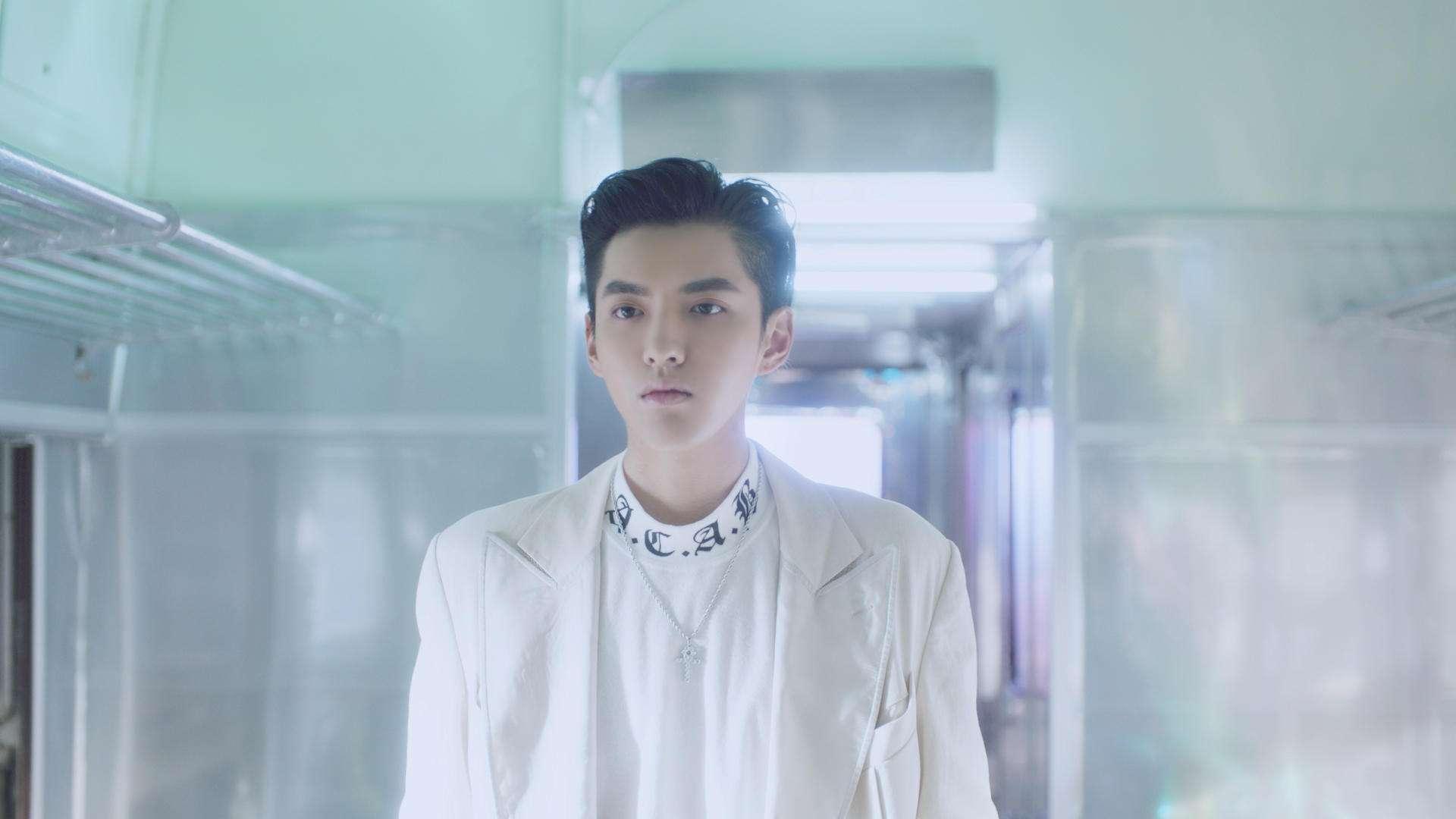 吴亦凡最新消息,吴亦凡最新消息,音乐、影视与争议并存