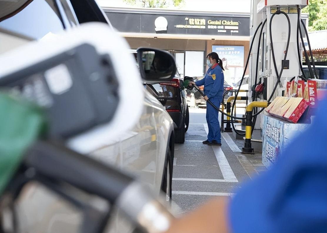 92号汽油价格调整最新消息,关于92号汽油价格调整的最新消息