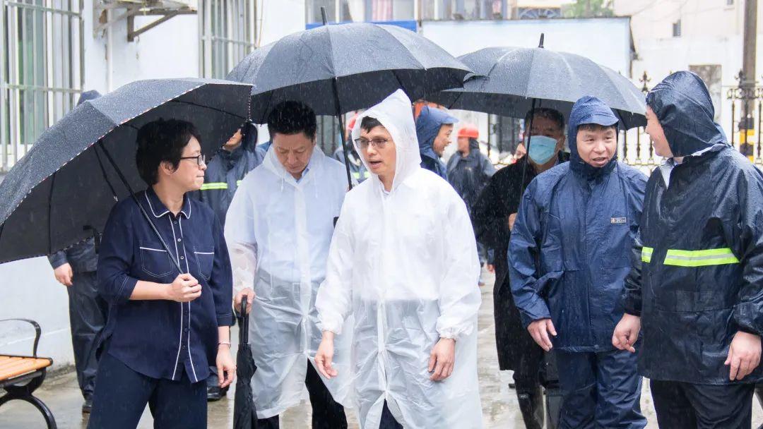 杀鸡儆猴 第7页