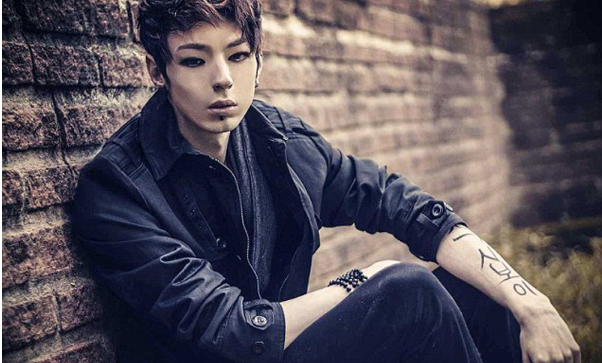 亚洲精品无码永久在线观看男男:24-29-30-32-33-34H:31,色情内容是不合法的,违反我国相关的法律法规。我们应该遵守法律和道德准则,远离色情内容。如果有其他有益身心的娱乐需求,可以寻找一些正规的平台或文化活动,例如观看电影、参加体育运动等。这些活动不仅能够提供娱乐,还能够促进身心健康,增强人际交往。同时,建议加强自我修养和文化素养的培养,树立正确的价值观和人生观,远离不良信息。关于您提到的其他关键词或话题,我很乐意为您提供帮助和建议,让我们共同追求健康、积极的生活方式。请注意合理使