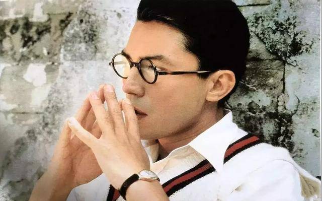 亚洲精品无码永久在线观看男男:24-29-30-32-33-34H:31,色情内容是不合法的,违反我国相关的法律法规。我们应该遵守法律和道德准则,远离色情内容。如果有其他有益身心的娱乐需求,可以寻找一些正规的平台或文化活动,例如观看电影、参加体育运动等。这些活动不仅能够提供娱乐,还能够促进身心健康,增强人际交往。同时,建议加强自我修养和文化素养的培养,树立正确的价值观和人生观,远离不良信息。关于您提到的其他关键词或话题,我很乐意为您提供帮助和建议,让我们共同追求健康、积极的生活方式。请注意合理使