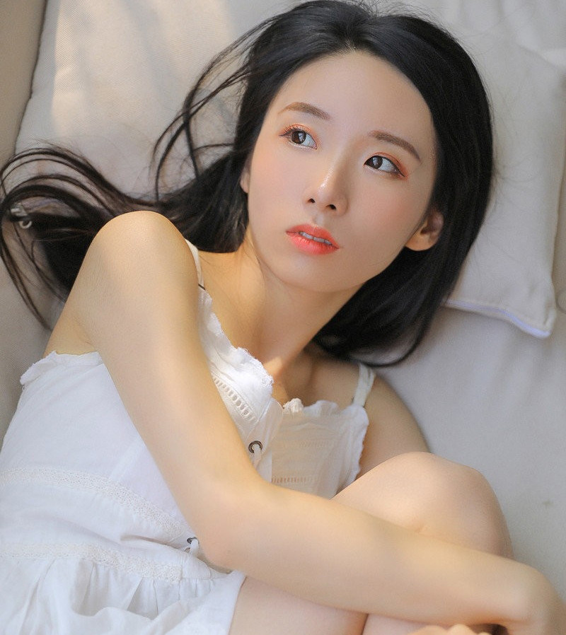 色妞AV永久一区二区国产AV开:02-05-19-32-42-44R:17,色情内容是不合法的,违反我国相关的法律法规。我们应该遵守法律和道德准则,远离色情内容。如果您有其他有益身心的娱乐需求,可以寻找一些正规的平台或文化活动,例如观看电影、参加体育运动,以丰富您的生活。