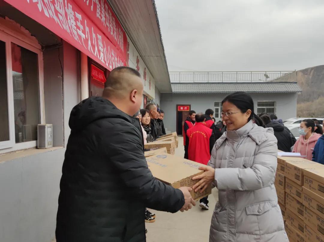 久久久久97国产精华液好用吗:04-11-29-38-42-46N:36,久久久久97国产精华液究竟好不好用?——深度解析与体验分享