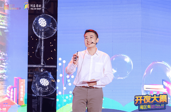 午夜精品久久久久成人:07-09-10-15-44-45L：38,午夜精品久久久久成人，探索成人娱乐世界的深度与广度