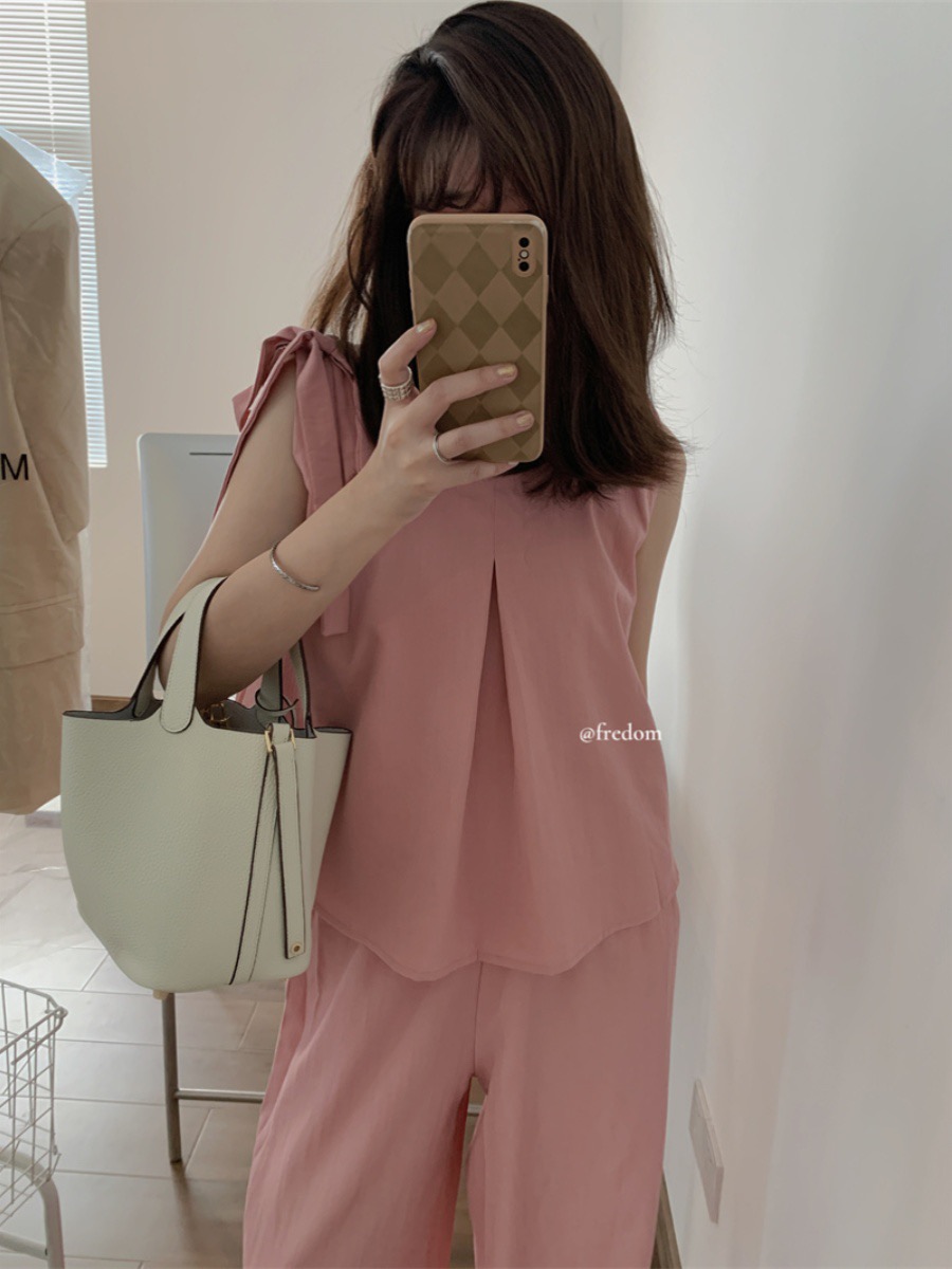 国产精品亚洲LV粉色:06-29-37-44-47-49X:46,探索国产精品的魅力,亚洲风尚下的粉色诱惑与独特编码