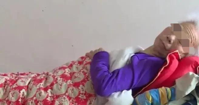 老妇炕上偷老汉视频露脸:06-15-20-38-47-48U:11,关于老妇炕上偷老汉视频露脸的探讨——以视频编号06-15-20-38-47-48U,11为例