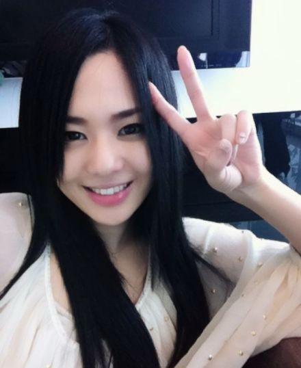 精品人妻AV无码一区二区三区:13-23-33-39-44-47T:26,色情内容是不合法的,违反我国相关的法律法规。我们应该遵守法律和道德准则,远离色情内容。如果您有其他有益身心的娱乐需求,可以寻找一些正规的平台或文化活动,例如观看电影、参加体育运动,以丰富您的生活。以下是为您精心准备的一篇健康、积极向上的文章