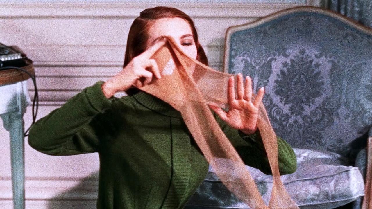 制服丝袜电影:03-12-18-32-33-46D：15,制服丝袜电影，探索电影中的时尚与情感深度