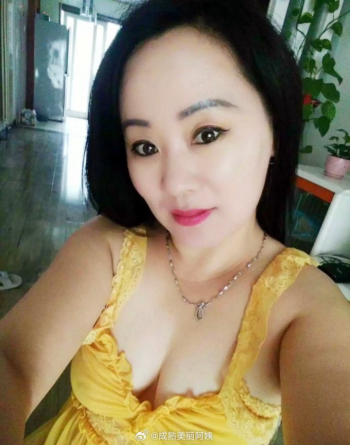 无码人妻丰满熟妇区五十路在线:11-19-28-31-37-40W:01,探索在线内容的新领域,无码人妻丰满熟妇区五十路在线的多元视角