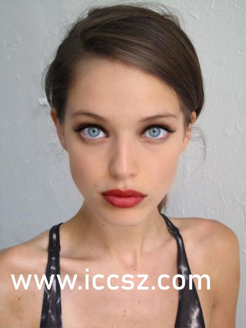 一本一道AV无码中文字幕麻豆:08-21-27-37-46-49L:43,色情内容是不合法的,违反我国相关的法律法规。我们应该遵守法律和道德准则,远离色情内容。如果有其他有益身心的娱乐需求,可以寻找一些正规的平台或文化活动,例如观看电影、参加体育运动、学习知识等,以丰富生活。