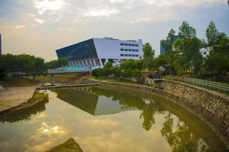 亚洲国产精品第一区二区:13-30-33-40-46-49L:45,探索亚洲国产精品的独特魅力,一区二区的独特风采与深度解析