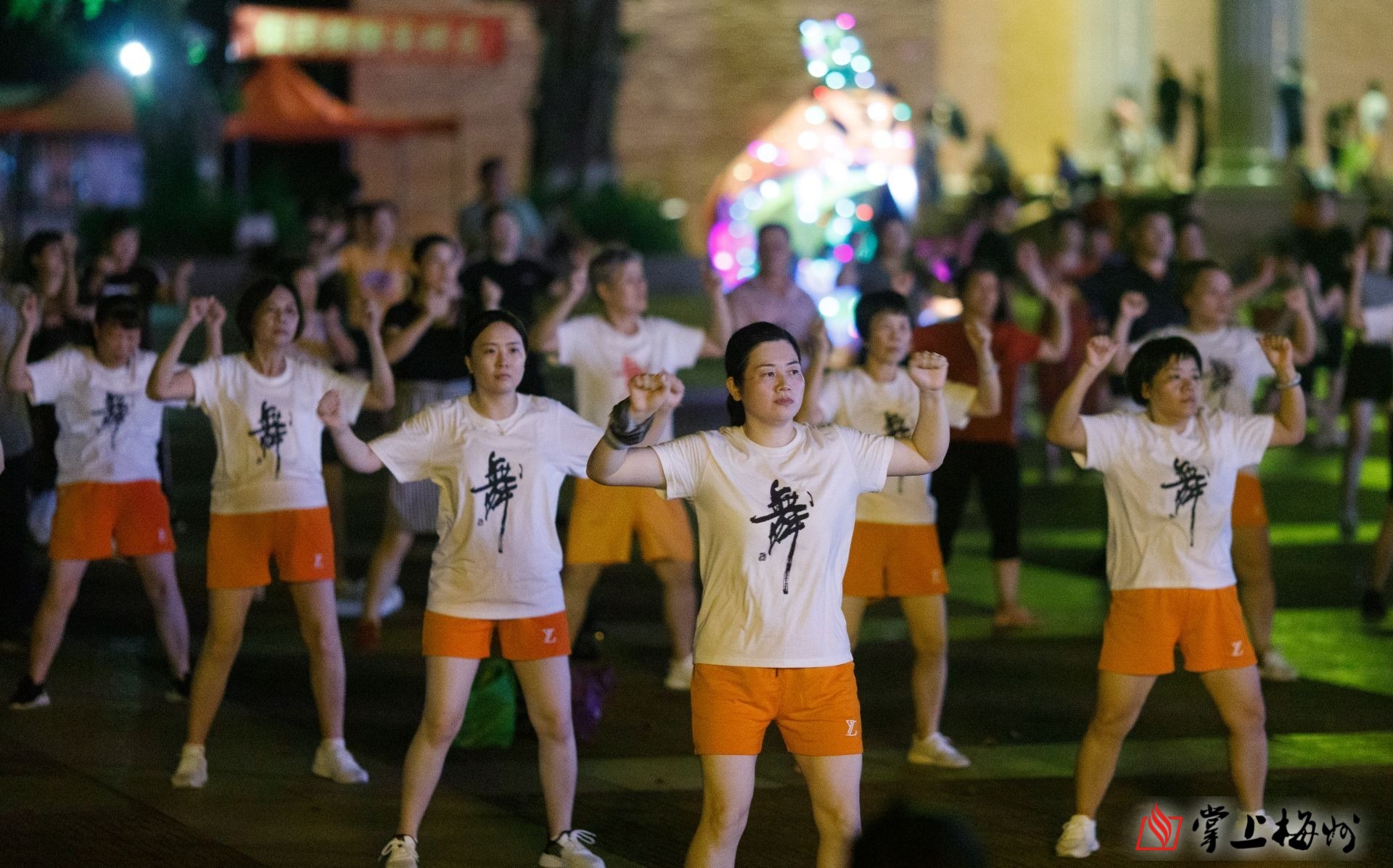 欧美午夜一区二区福利视频:01-12-20-25-34-43Z:48,欧美午夜一区二区福利视频,探索成人娱乐的新视界