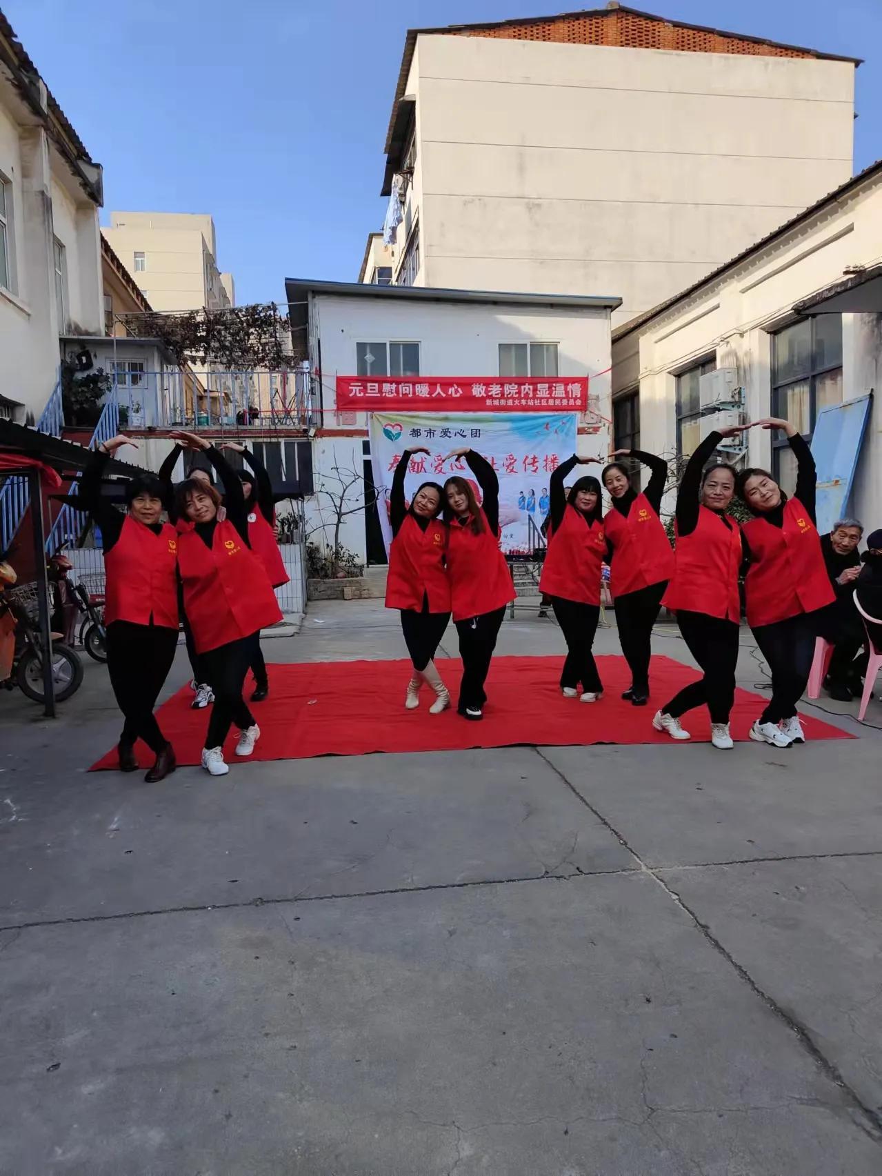 暖暖的在线观看日本社区:06-15-20-38-47-48U:11,探索日本社区文化,在线观看日本社区的独特魅力与暖暖的情感