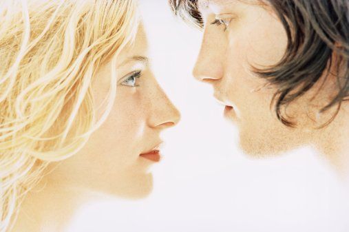 他用舌头给我高潮喷水在线:12-21-23-29-35-37Y:47,他用舌头给我带来的独特体验,一次高潮喷水的奇妙之旅