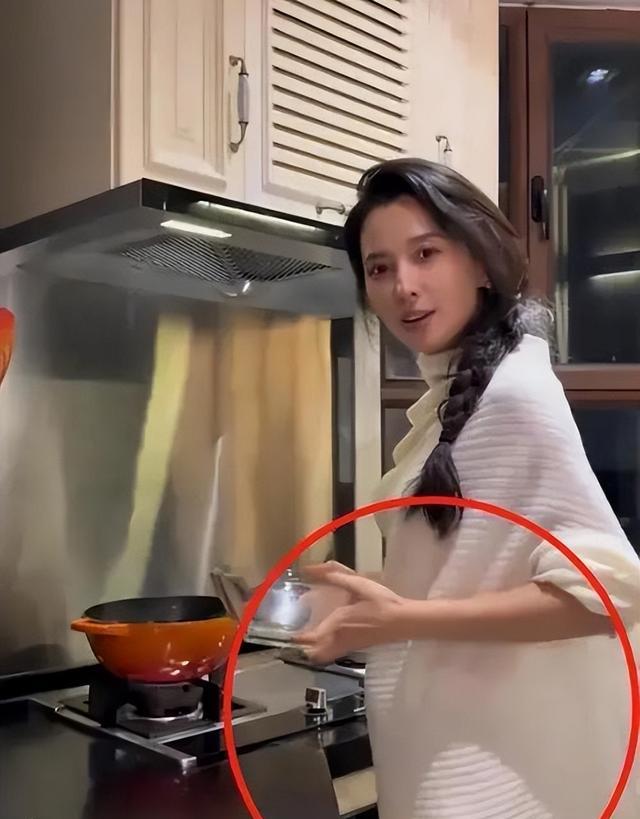 激情婷婷七月丁香综合:07-10-11-21-43-46V:26,激情婷婷与七月丁香的奇妙交响,一场数字与情感的融合之旅