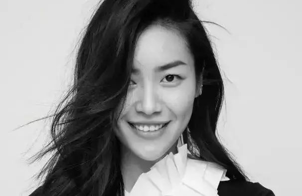 亚洲熟妇久久精品:16-27-33-35-43-48X:38,探索亚洲熟妇的魅力,一段跨越时空的精品故事