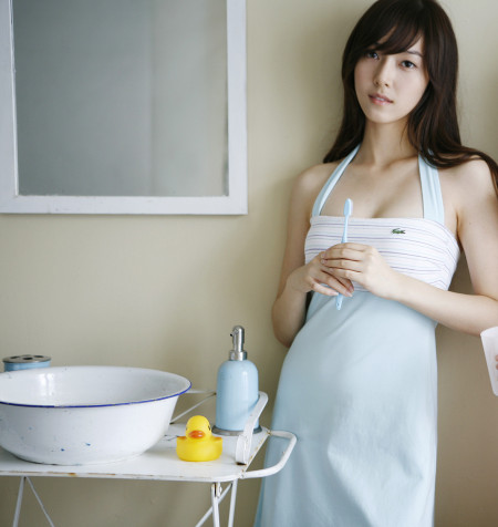 亚洲精品少妇高清30P:05-18-21-24-25-45W:31,探索亚洲精品少妇的魅力时光——高清30P的细腻展现