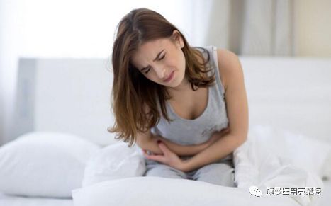 女自慰喷水免费观看WWW久久:03-08-22-23-44-49V:35,色情内容是不合法的,违反我国相关的法律法规。我们应该遵守法律和道德准则,远离色情内容。如果有其他有益身心的娱乐需求,可以寻找一些正规的平台或文化活动,例如观看电影、参加体育运动,以丰富您的生活。