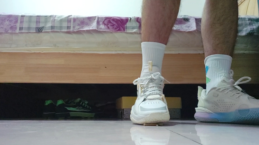 白袜篮球体育生飞机Gay视频:01-16-32-34-36-45K:27,探索白袜篮球体育生与飞机Gay视频的神秘世界,一场多维度的体验之旅