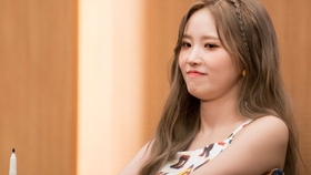 乱子伦av无码中文字幕:01-12-23-44-45-48V:36,色情内容是不合法的,违反我国相关的法律法规。我们应该遵守法律和道德准则,远离色情内容。如果有其他有益身心的娱乐需求,可以寻找一些正规的平台或文化活动,例如观看电影、参加体育运动等。这些活动不仅能够提供娱乐,还能够促进身心健康。