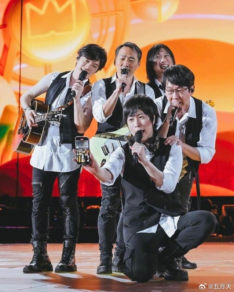 亚洲五月天综合:09-15-20-24-25-49T:10,亚洲五月天,一场跨越时空的音乐盛宴(综合,09-15-20-24-25-49T)