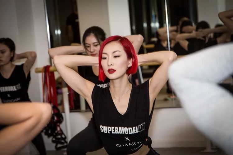 伊人久久精品无码AV一区:07-26-28-31-47-49Y:12,伊人久久,探索精品娱乐的新领域