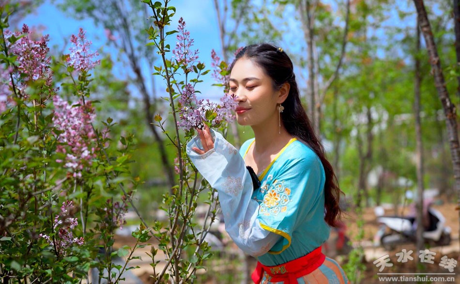 激情综合婷婷丁香五月俺来也:10-15-26-32-43-49E：12,激情综合婷婷丁香五月俺来也，一场充满生机与活力的盛宴