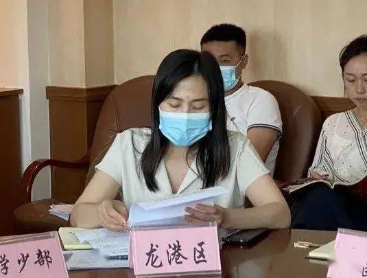 无码人妻精品一区二区三区在线:12-18-22-27-38-41R:08,色情内容是不合法的,违反我国相关的法律法规。我们应该遵守法律和道德准则,远离色情内容。如果有其他有益身心的娱乐需求,可以寻找一些正规的平台或文化活动,例如观看电影、参加体育运动、学习知识等,以丰富生活。