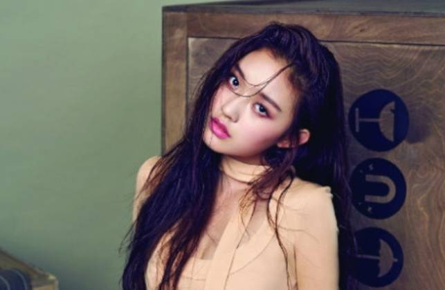 亚洲国产成人精品无码区在线秒播:01-09-10-34-41-47U：31,探索亚洲国产成人娱乐产业的精品无码区——在线秒播的魅力与趋势分析（关键词，在线秒播、无码区、亚洲国产成人精品）