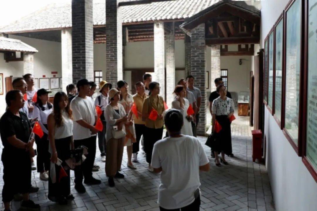 亚洲人成77777在线播放网站不卡:02-11-12-14-35-47C:34,关于亚洲人成在线播放网站流畅体验的探索,以77777网站为例的分析报告