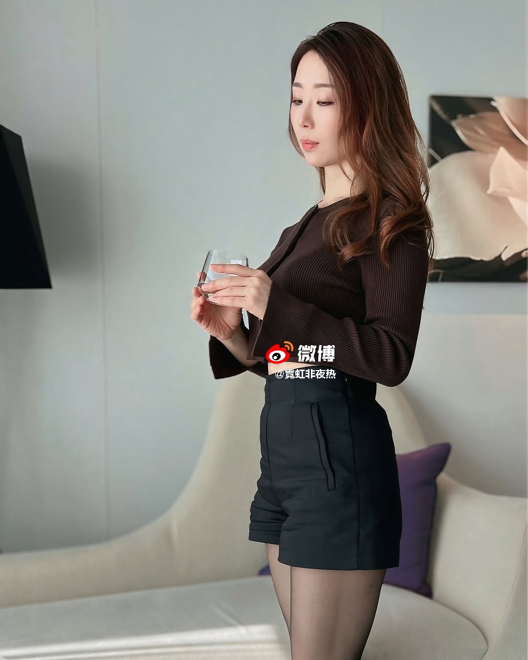 人妻少妇精品系列:10-12-33-34-42-46V:21,人妻少妇精品系列,探索成熟女性的魅力时光