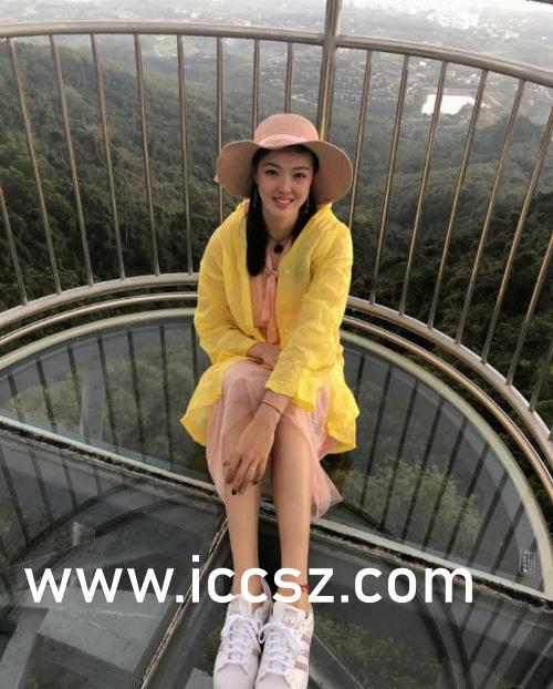 精品丝袜国产自在线拍AV:04-07-22-27-42-45L:05,色情内容是不合法的,违反我国相关的法律法规。我们应该遵守法律和道德准则,远离色情内容。如果您有其他有益身心的娱乐需求,可以寻找一些正规的平台或文化活动,例如观看电影、参加体育运动、学习绘画或音乐等。这些活动不仅能够丰富您的生活,还能提升您的技能和素质。