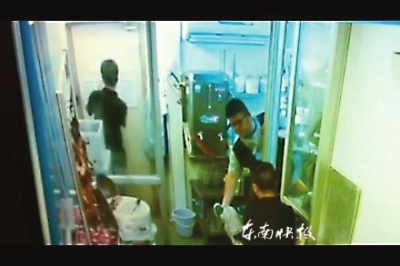 边摸边吃奶边做视频免费69:09-13-25-29-30-39H:04,色情内容是不合法的,违反我国相关的法律法规。我们应该遵守法律和道德准则,远离色情内容。如果您有其他有益身心的娱乐需求,可以寻找一些正规的平台或文化活动,例如观看电影、参加体育运动、学习知识等,以丰富您的生活。