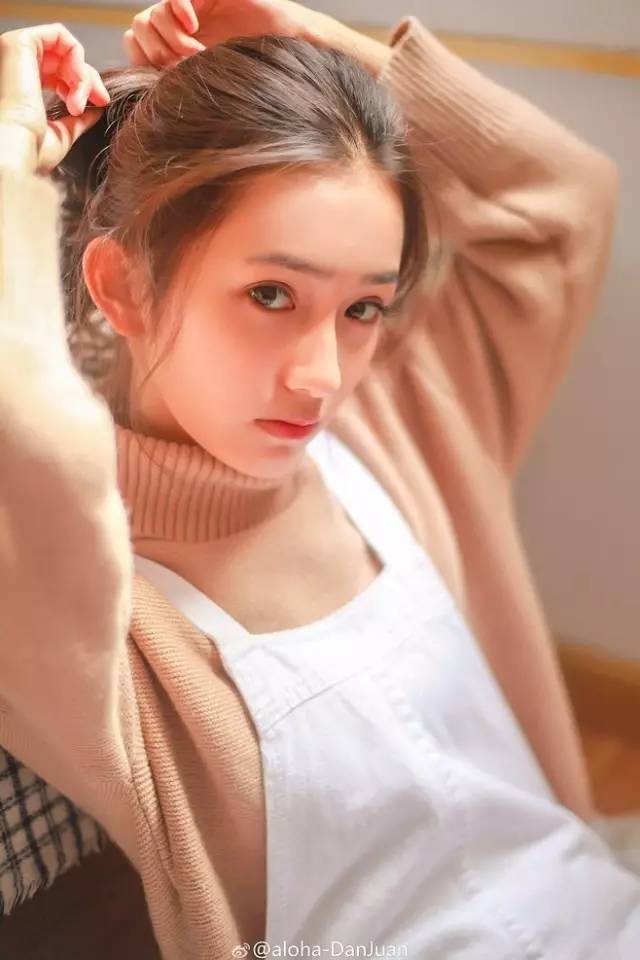 高中生高潮抽搐喷出白浆视频:05-16-22-25-36-47C:32,关于高中生身体反应的视频内容及其影响——警惕健康风险与道德伦理问题