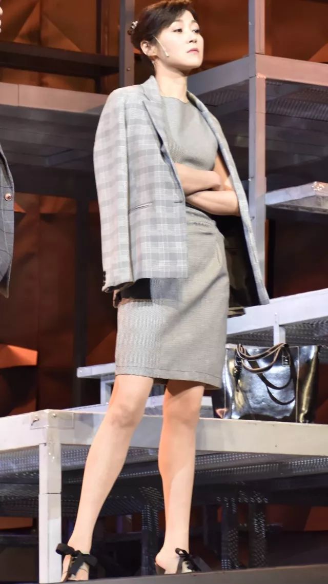 亚洲精品AⅤ无码精品丝袜足:13-16-28-29-42-47R:03,探索亚洲精品AⅤ与丝袜足的魅力——从13到47R的全面解读