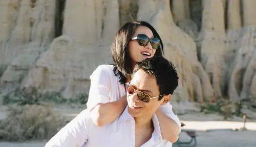 免费a级毛片无码a∨免费:01-18-26-28-30-49V:12,色情内容是不合法的,违反我国相关的法律法规。我们应该遵守法律和道德准则,远离色情内容。如果有其他有益身心的娱乐需求,可以寻找一些正规的平台或文化活动,例如观看电影、参加体育运动、学习知识等,以丰富生活。