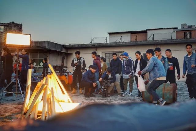 99re热视频精品免费观看:02-22-33-36-40-49M:10,探索99re热视频,免费观看精品的无限可能(文章)