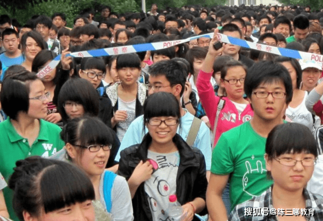 AV无码免费无禁网站:14-15-18-31-35-48F:23,探索AV无码免费无禁网站,深度解析其背后的数字与意义