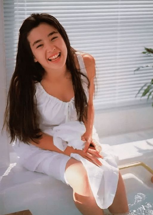 亚洲国产AV美女网站:03-11-15-31-43-45R：10,探索亚洲国产AV美女网站，一场视觉盛宴的深入了解（关键词，03-11-15-31-43-45R）