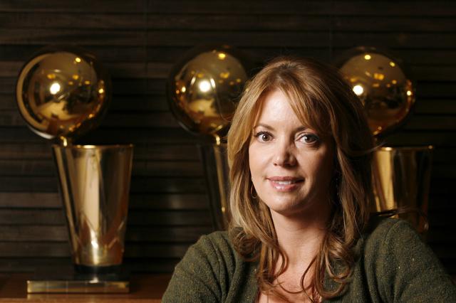 少妇仑乱A毛片无码:08-30-35-38-39-41M:40,关于网络色情内容的警示与反思——以少妇仑乱A毛片无码等关键词为例