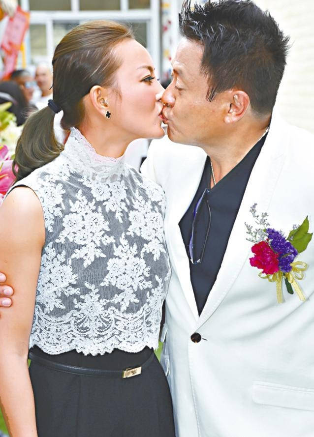 色婷婷综合和线在线:06-10-16-23-41-43H:20,色婷婷综合与线在线,探索数字时代的全新体验(2023年6月10日,时间码,23-41至43小时)