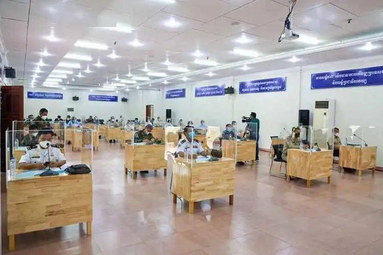 又大又硬又爽18禁免费看:10-21-28-36-40-46W：15,探索未知领域，大而硬又爽的视觉盛宴——免费观看18禁内容