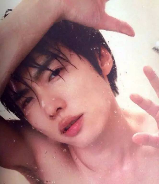 成人无码AV一区二区三区:02-04-08-18-23-46C:26,探索成人娱乐的新领域,无码AV一区、二区和三区的独特魅力(关键词,成人无码AV一区二区三区,02-04-08-18-23-46C,26)