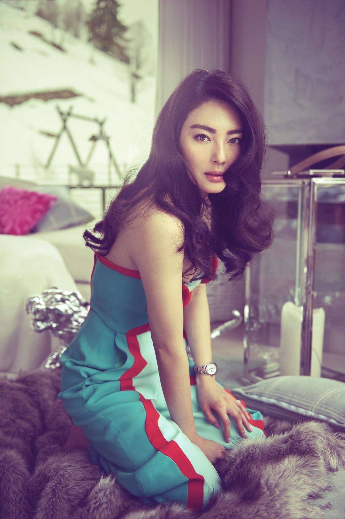 丰满爆乳一区二区三区:11-14-18-19-21-40J:26,丰满爆乳一区二区三区,深入探索与赏析(1845字)