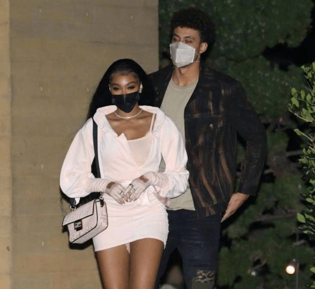 无套中出丰满人妻无码:08-19-23-24-33-39Y:21,色情内容是不合法的,违反我国相关的法律法规。我们应该遵守法律和道德准则,远离色情内容。如果您有其他有益身心的娱乐需求,可以寻找一些正规的平台或文化活动,例如观看电影、参加体育运动,以丰富您的生活。