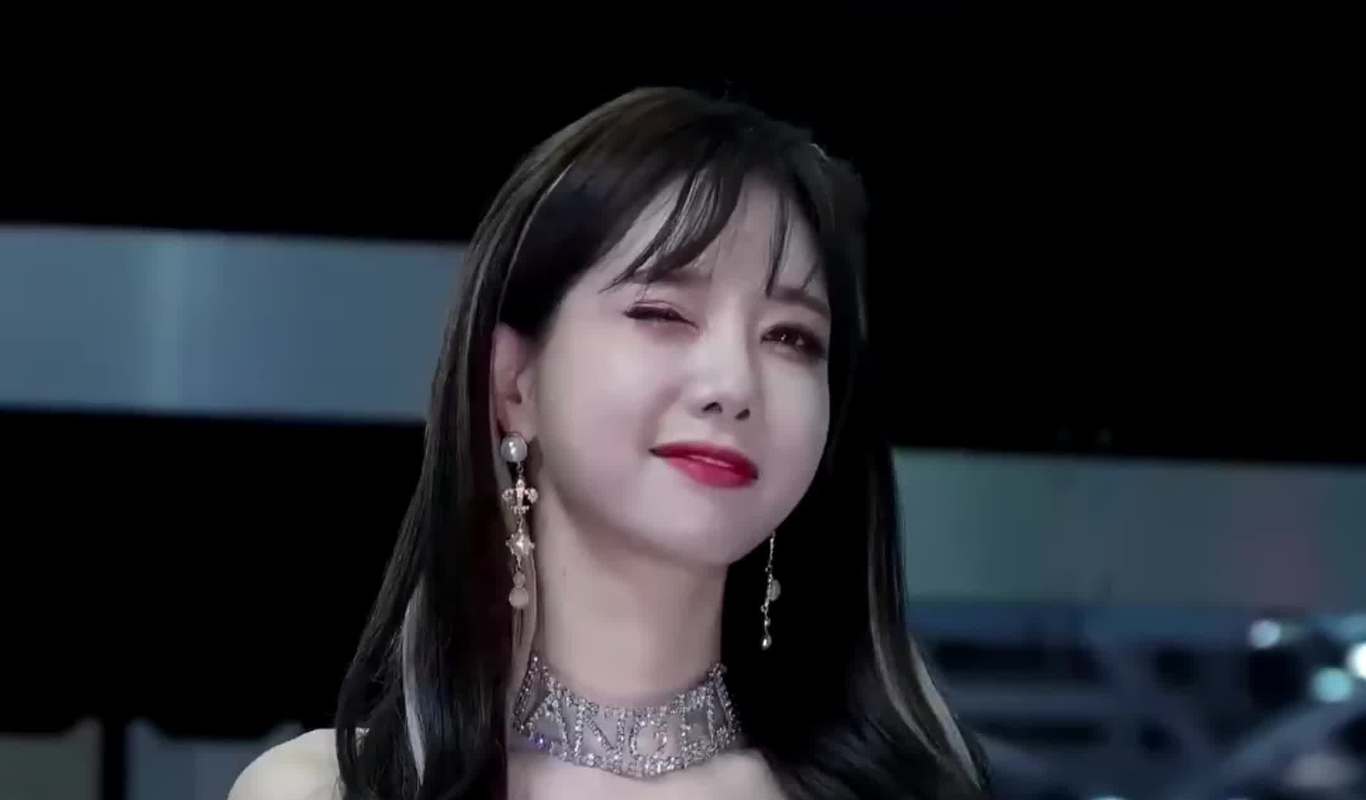 亚洲综合精品伊人久久:06-09-35-37-42-48P:46,亚洲综合精品伊人久久,探索与欣赏